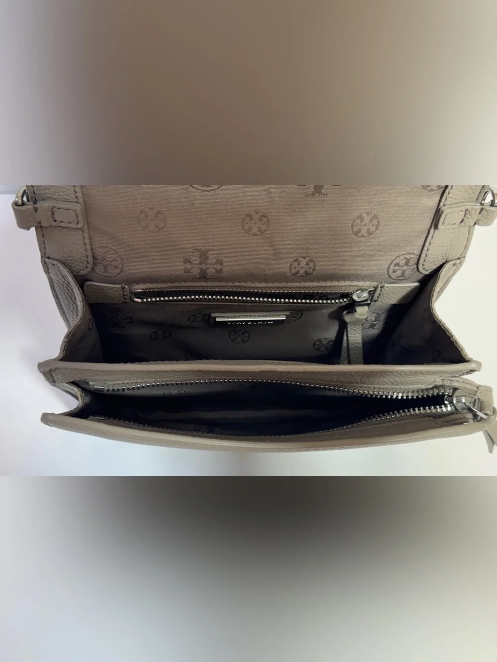 Tory Burch Pebbled Leather Crossbody in Light Taupe
